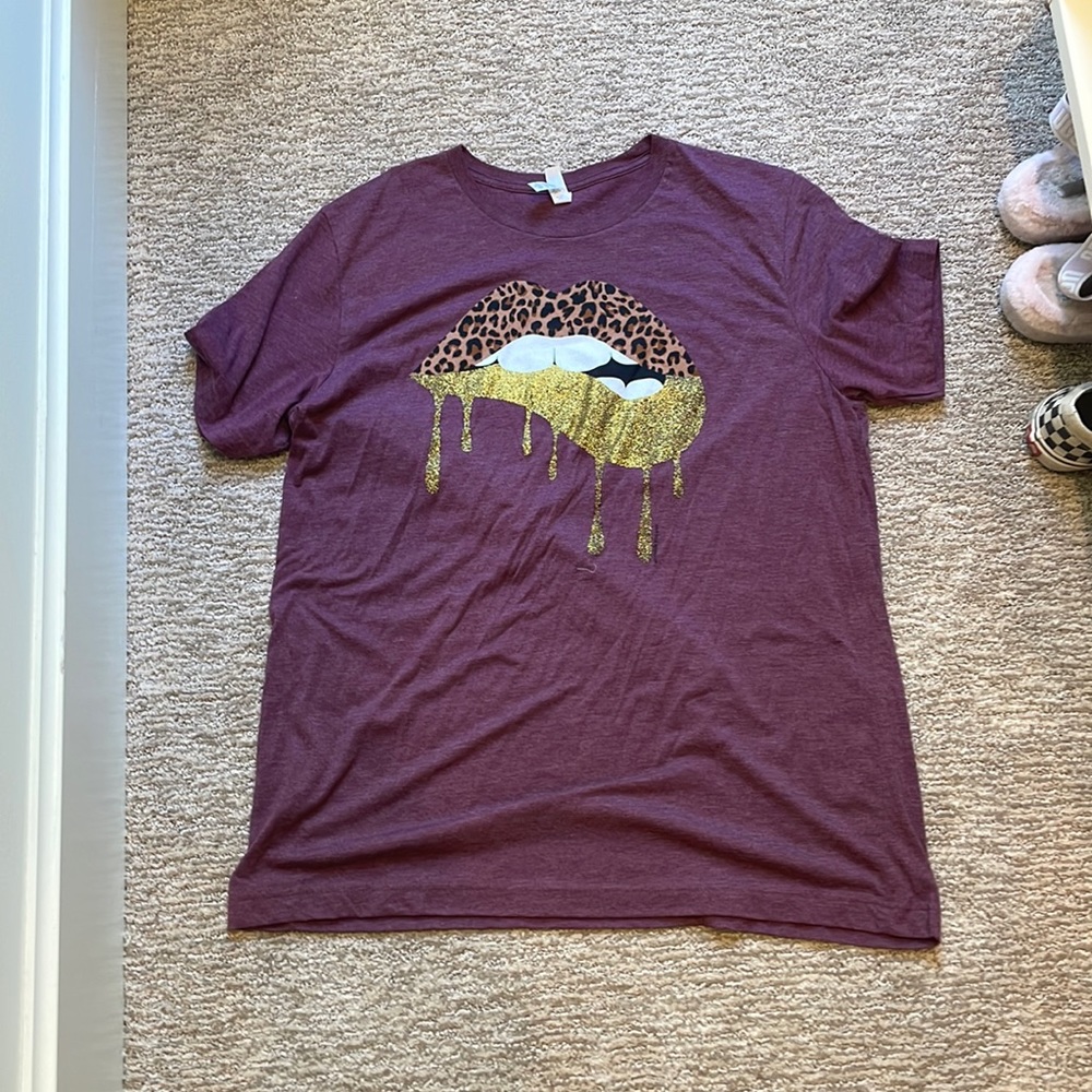 love bug apparel kiss shirt, never worn, size XL